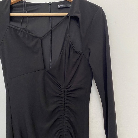 Zara Sophisticated Black Long Sleeve Dress - Picture 6 of 7